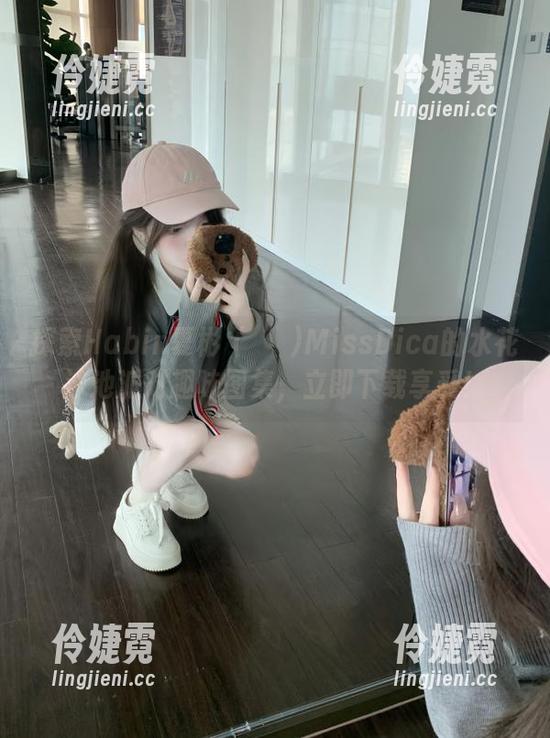 探索Habin夏彬 (하빈)MissDica的水花泳池派对趣味图集，立即下载享受！-伶婕霓